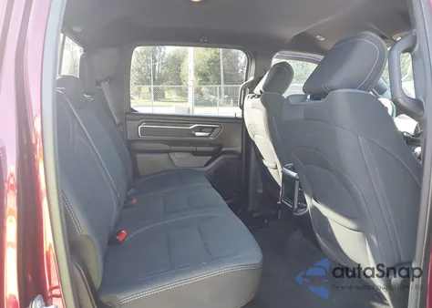 2021 Ram 1500 Big Horn 4X2 5'7 Box из США, поврежденный, VIN 1C6RREFT2MN609098